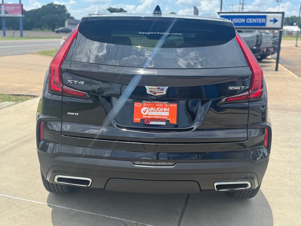 2024 Cadillac XT4 Premium Luxury photo 4