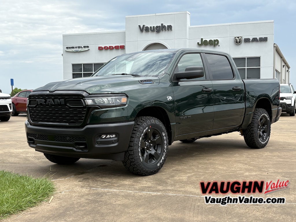 New 2026 Ram 1500 TRADESMAN CREW CAB 4X4 Pickup