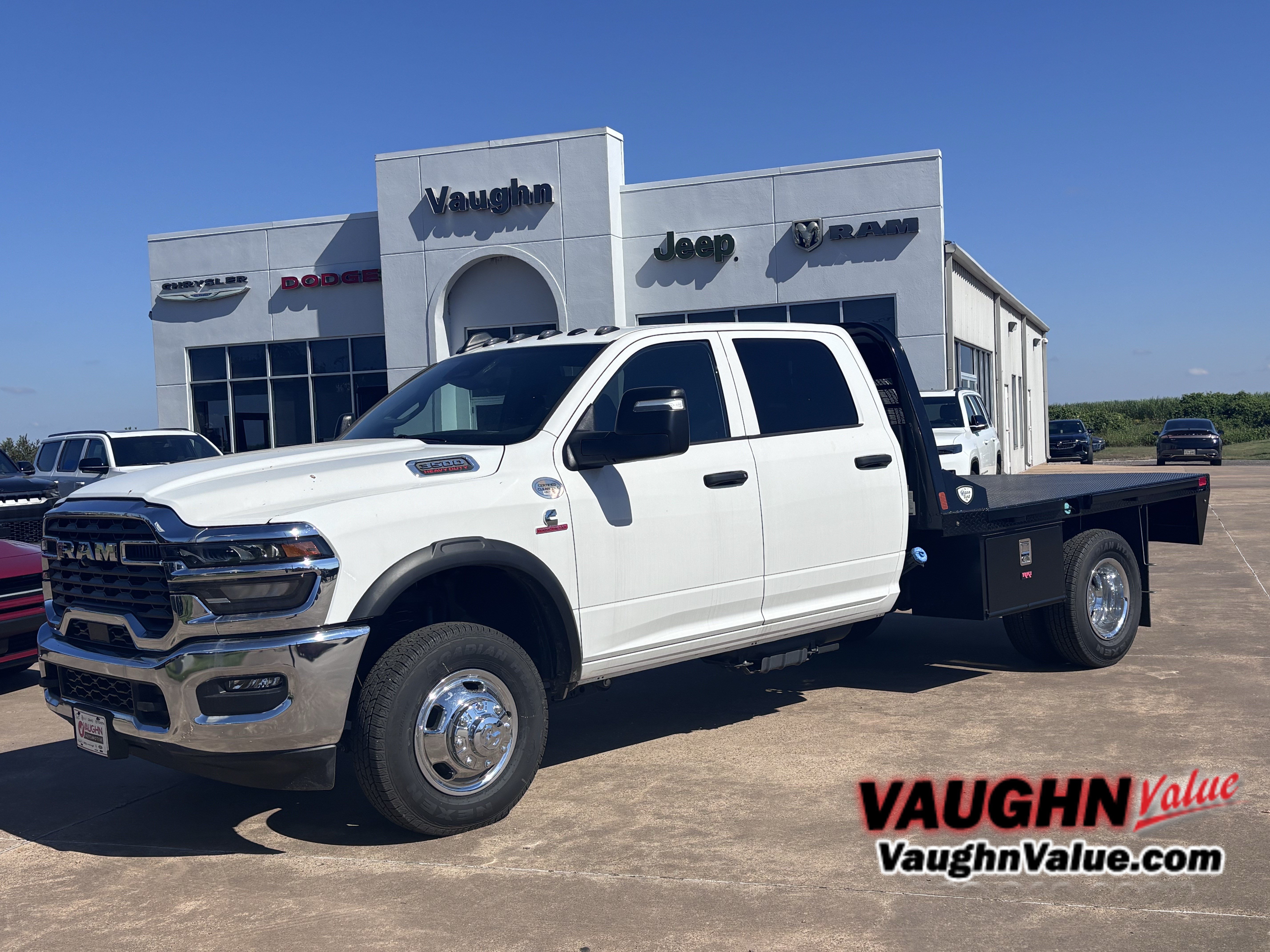 2026 Ram 3500 CREW CAB CHASSIS Pickup