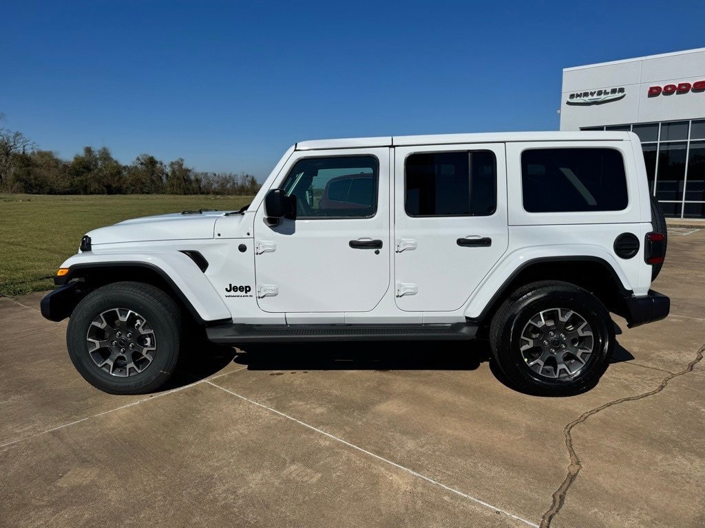 New 2026 Jeep Wrangler 4-DOOR SAHARA Sport Utility