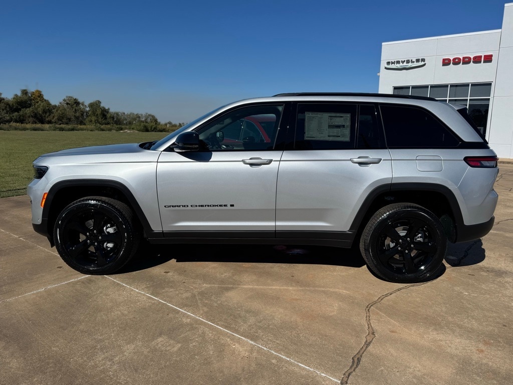 New 2025 Jeep Grand Cherokee LIMITED 4X2 Sport Utility