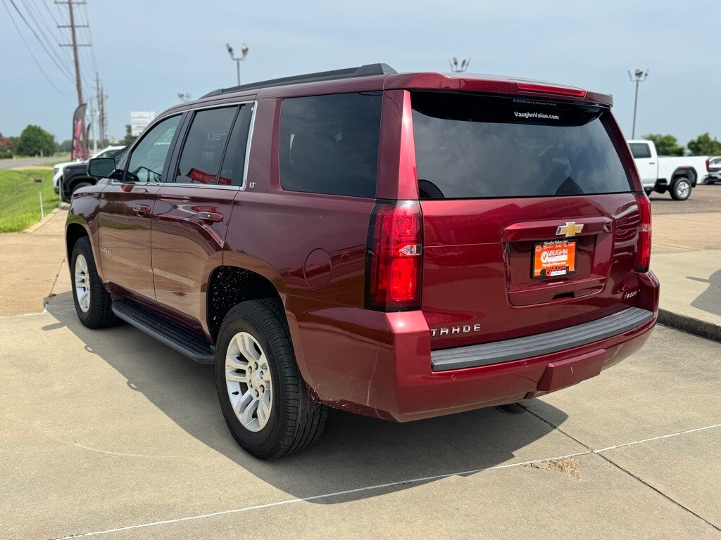 2020 Chevrolet Tahoe LT photo 3