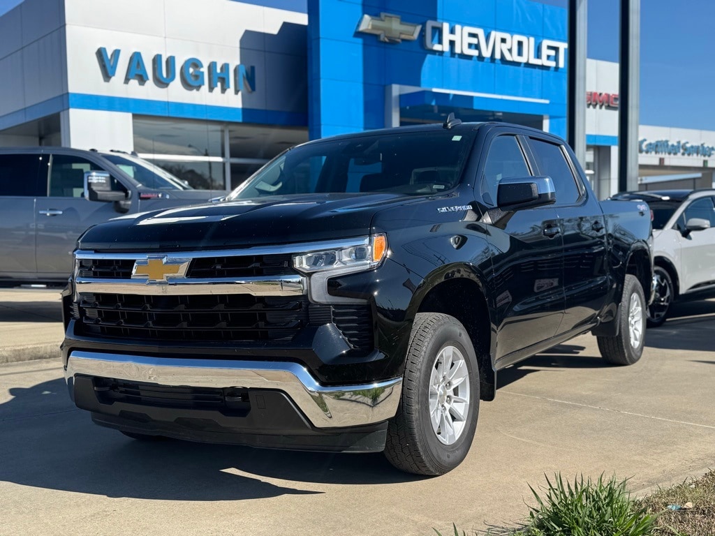 Used 2025 Chevrolet Silverado 1500 LT w/1LT Truck Crew Cab