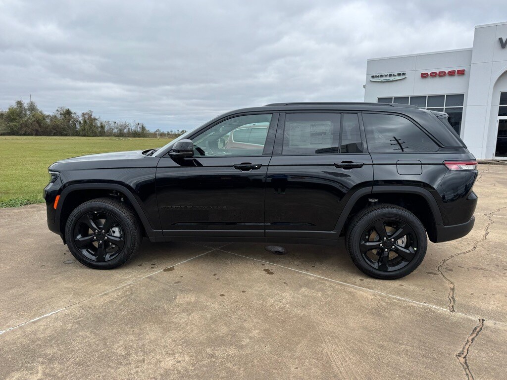 New 2025 Jeep Grand Cherokee LIMITED 4X2 Sport Utility