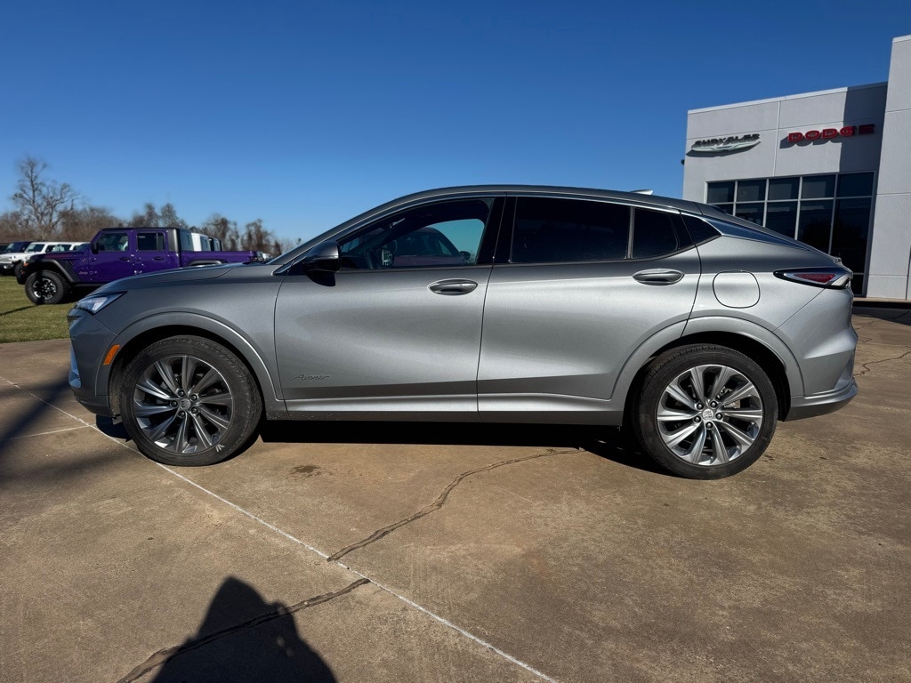 Used 2024 Buick Envista Avenir SUV
