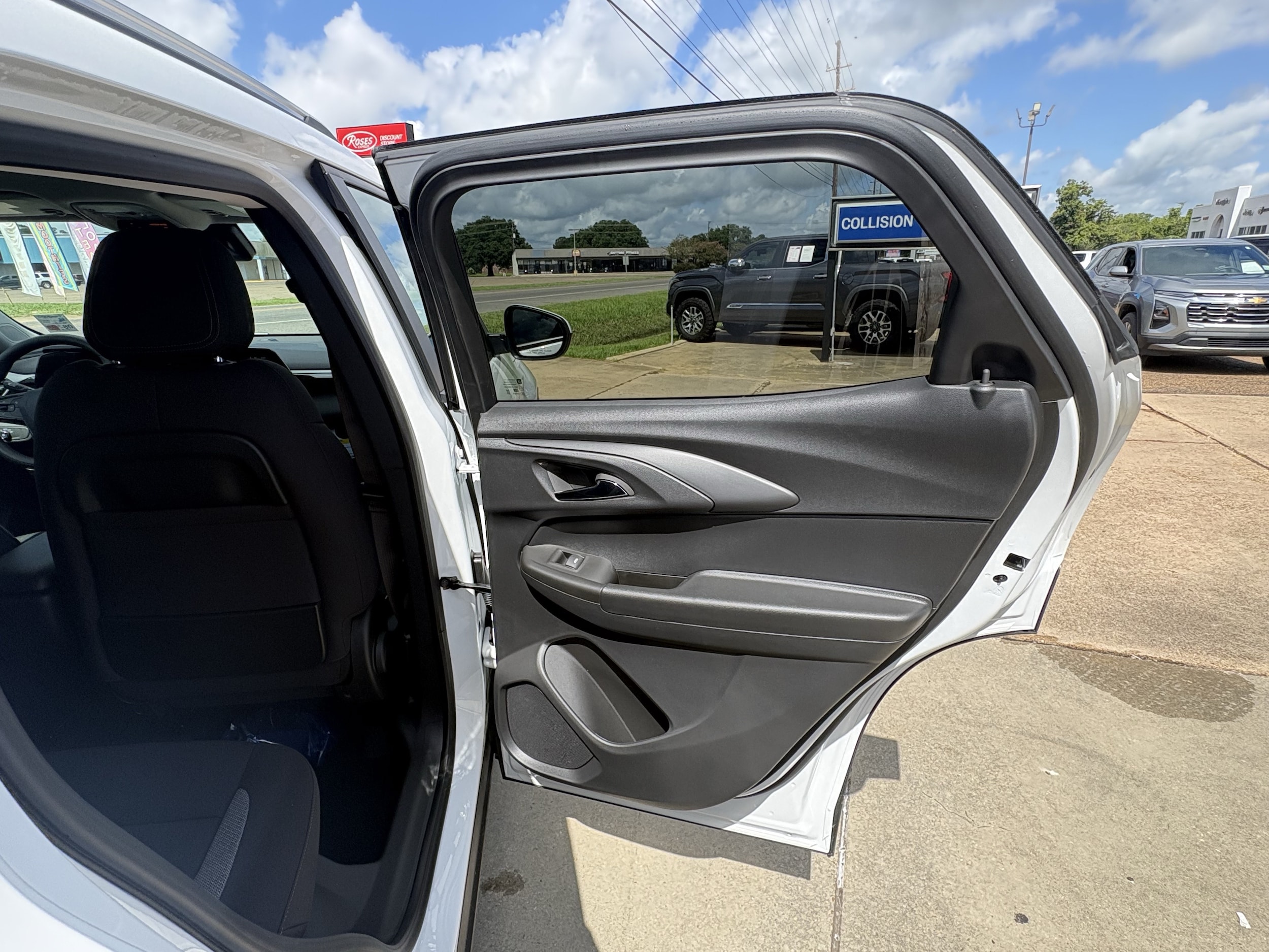 2026 Chevrolet Trailblazer LT - Photo 18