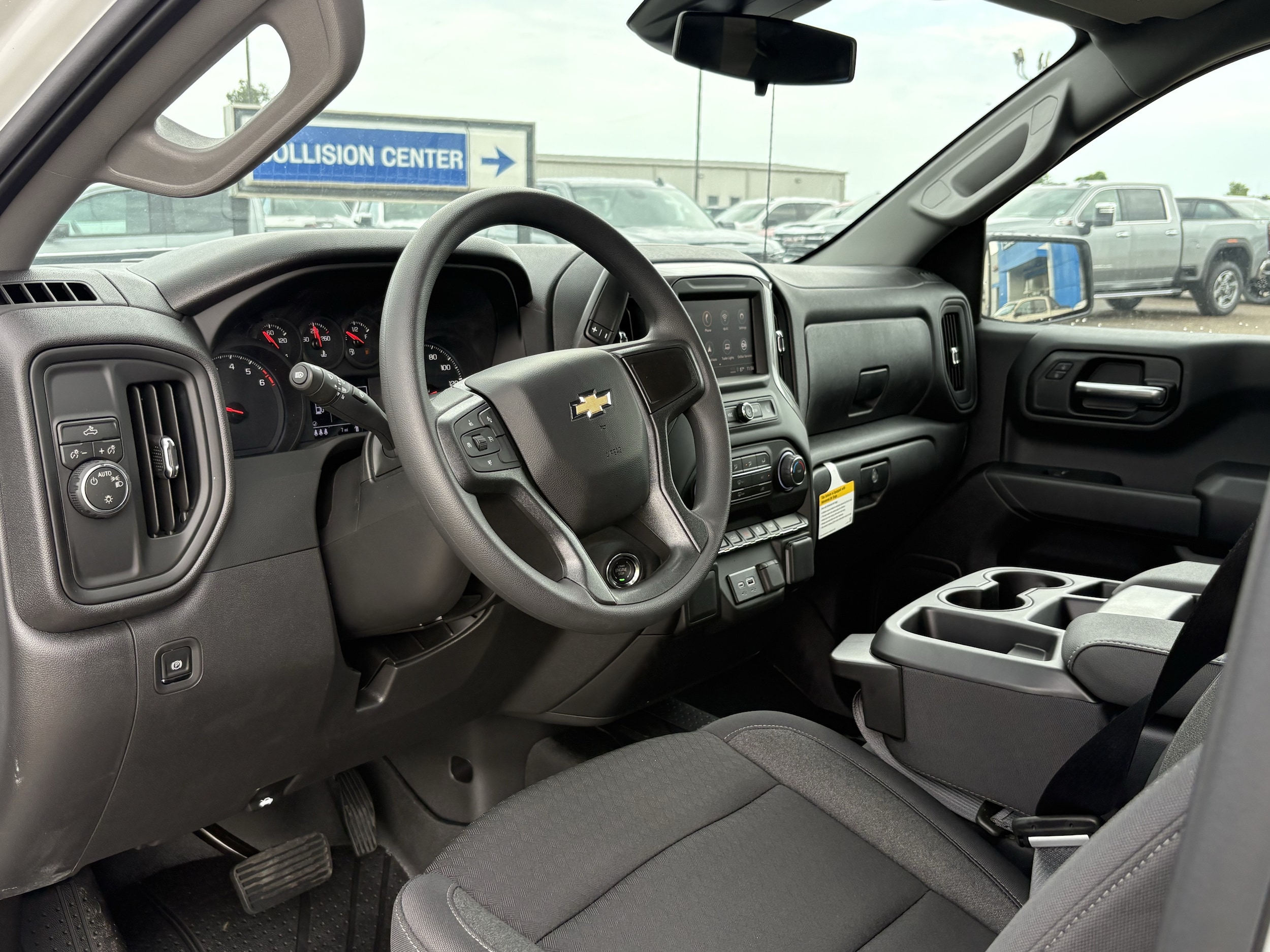 2026 Chevrolet Silverado 1500 Custom - Photo 10