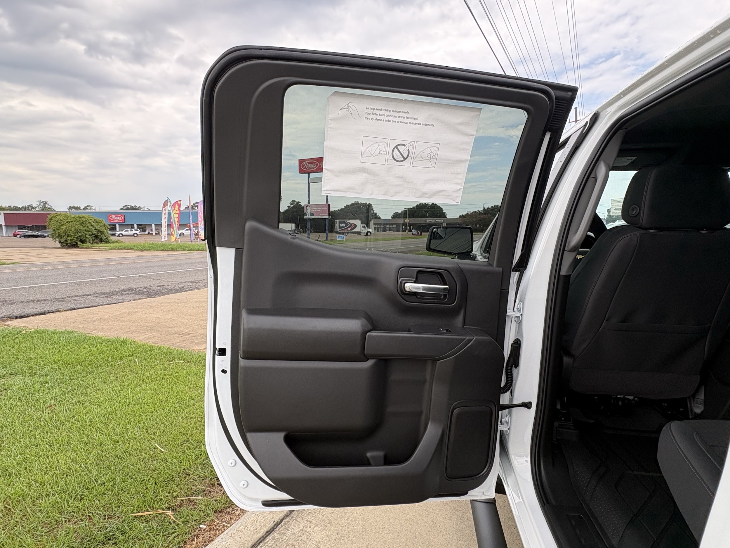 2026 Chevrolet Silverado 1500 Custom - Photo 15