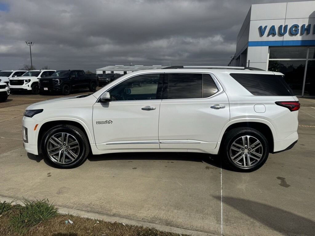 Used 2023 Chevrolet Traverse High Country SUV