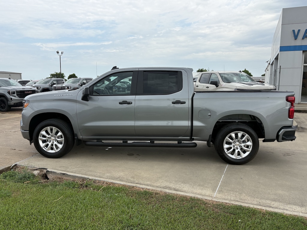 New 2026 Chevrolet Silverado 1500 Custom Truck