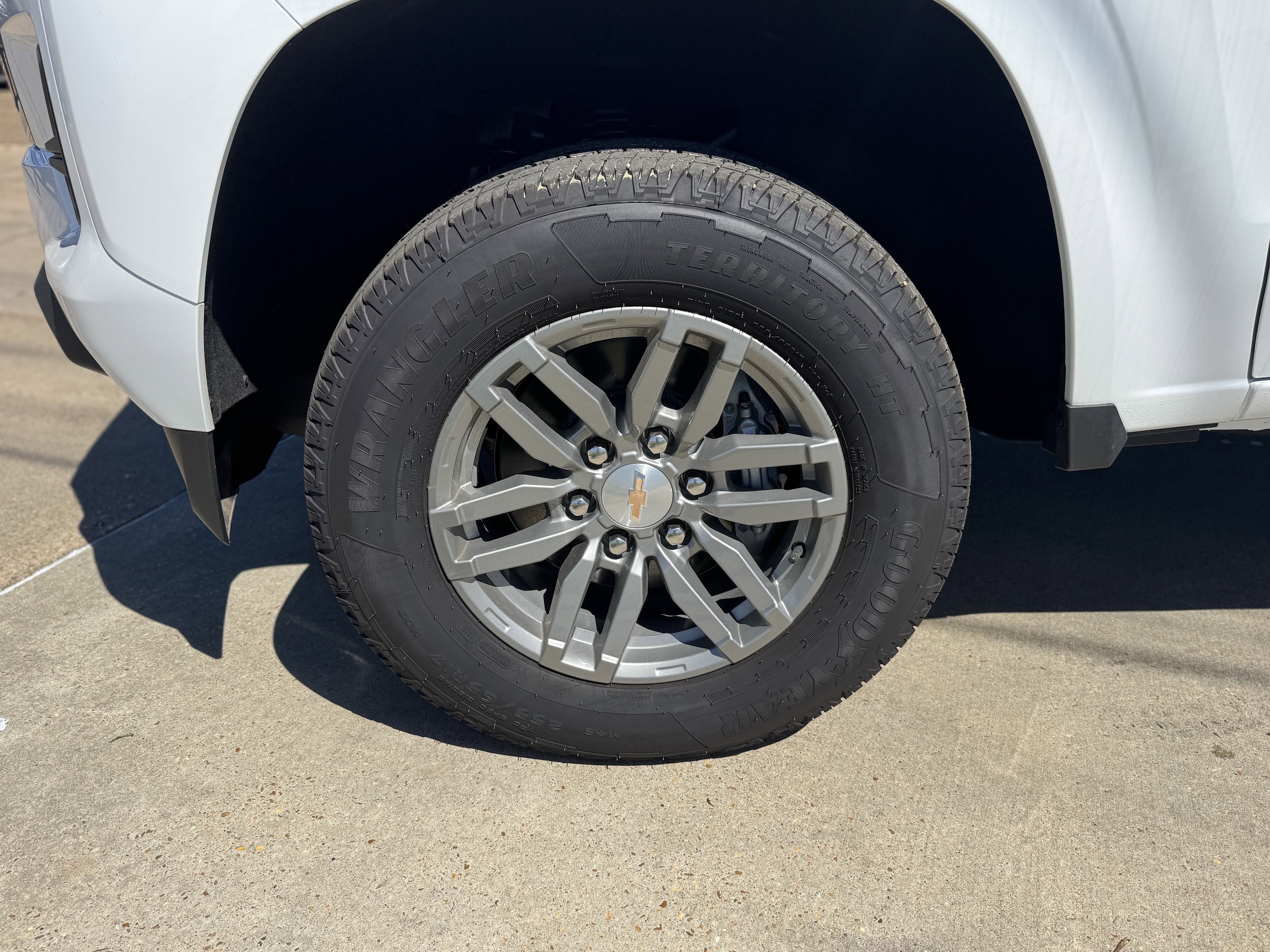 2026 Chevrolet Colorado LT - Photo 8