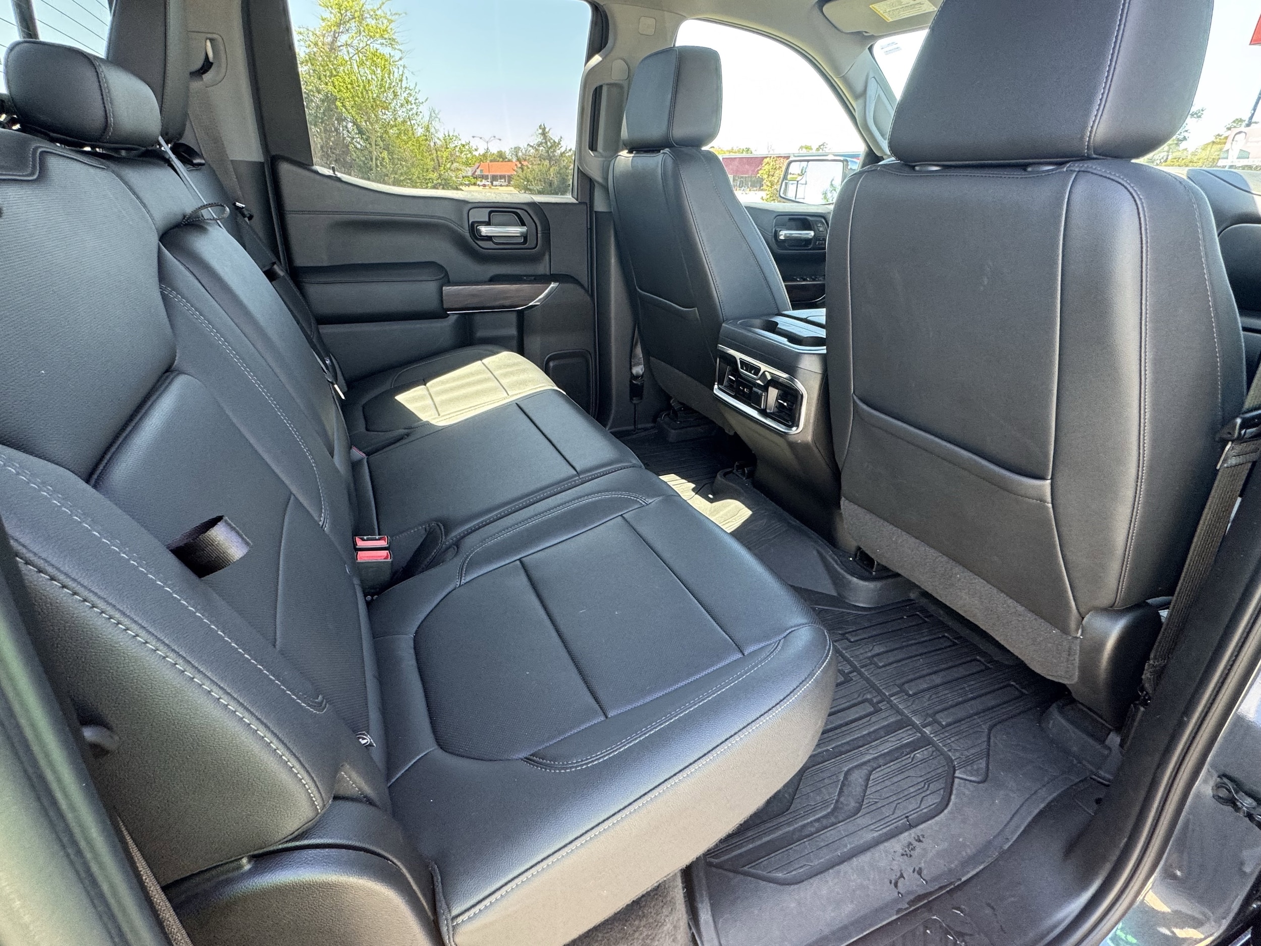 2021 GMC Sierra 1500 SLT - Photo 18