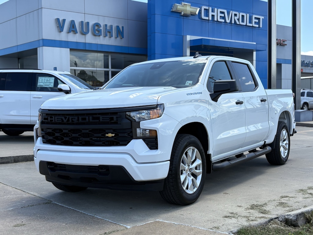 New 2026 Chevrolet Silverado 1500 Custom Truck