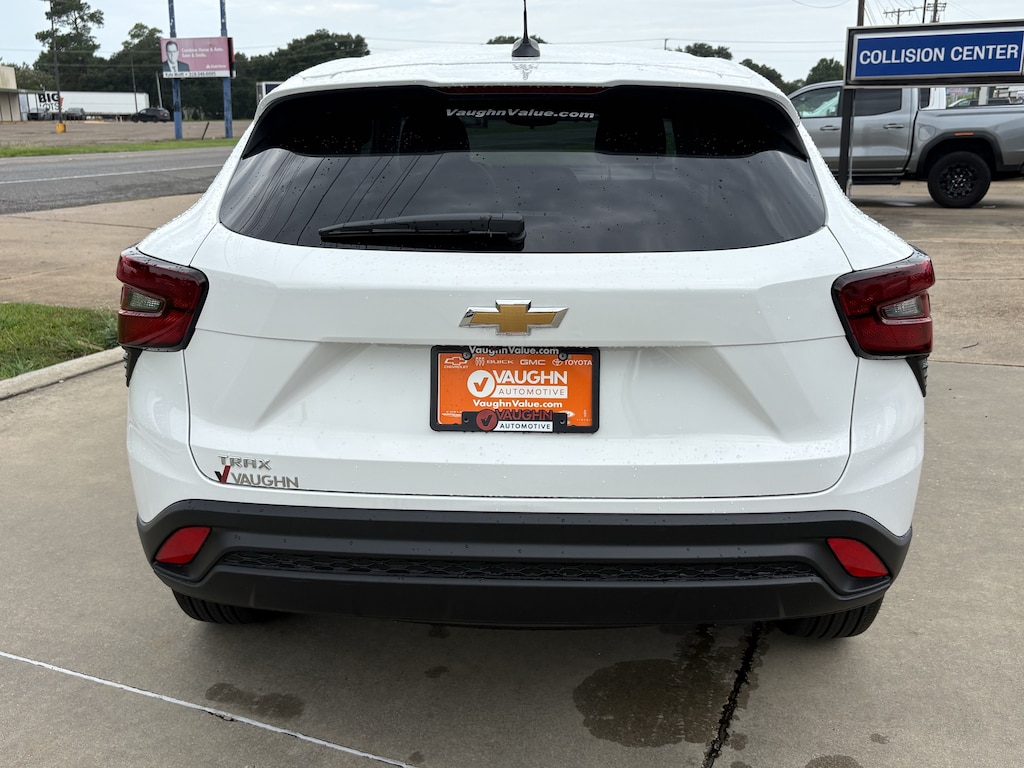 New 2026 Chevrolet Trax LS SUV