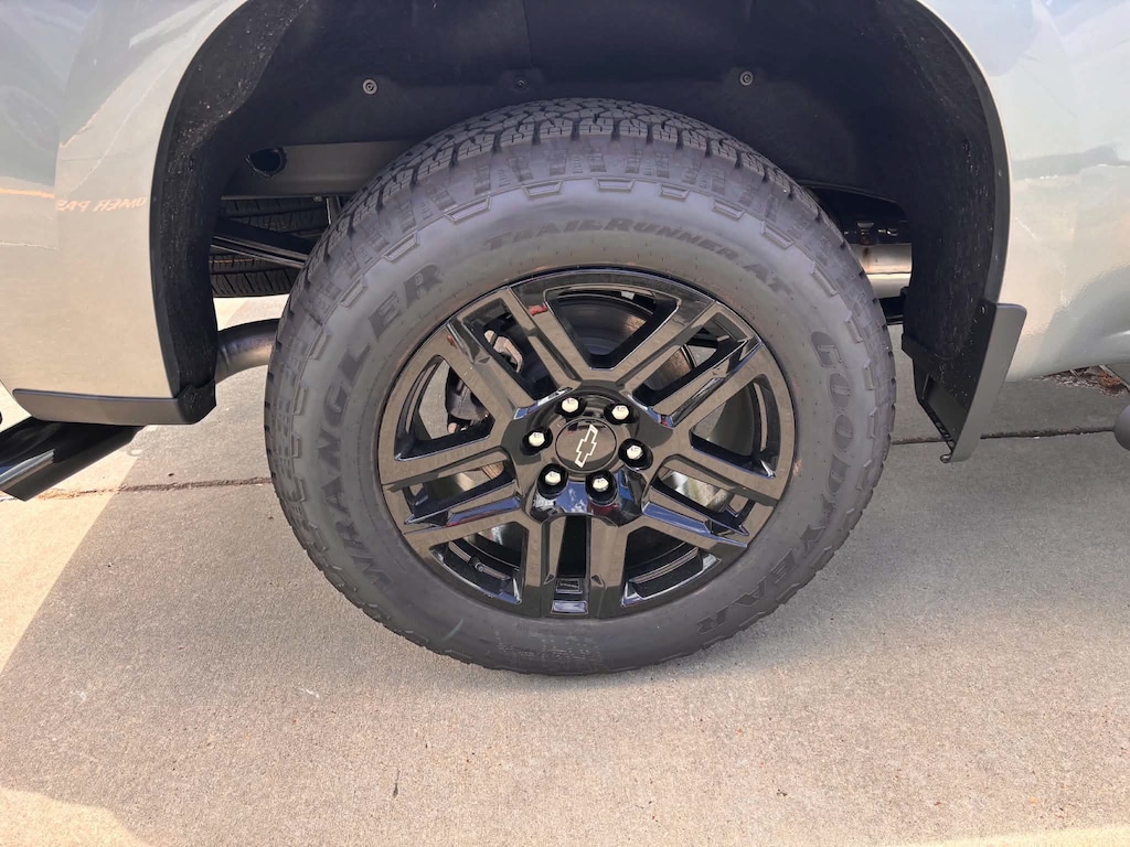 New 2026 Chevrolet Silverado 1500 Custom Truck