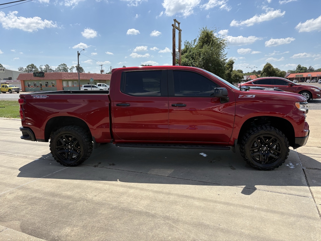 Used 2025 Chevrolet Silverado 1500 LT Trail Boss Truck Crew Cab