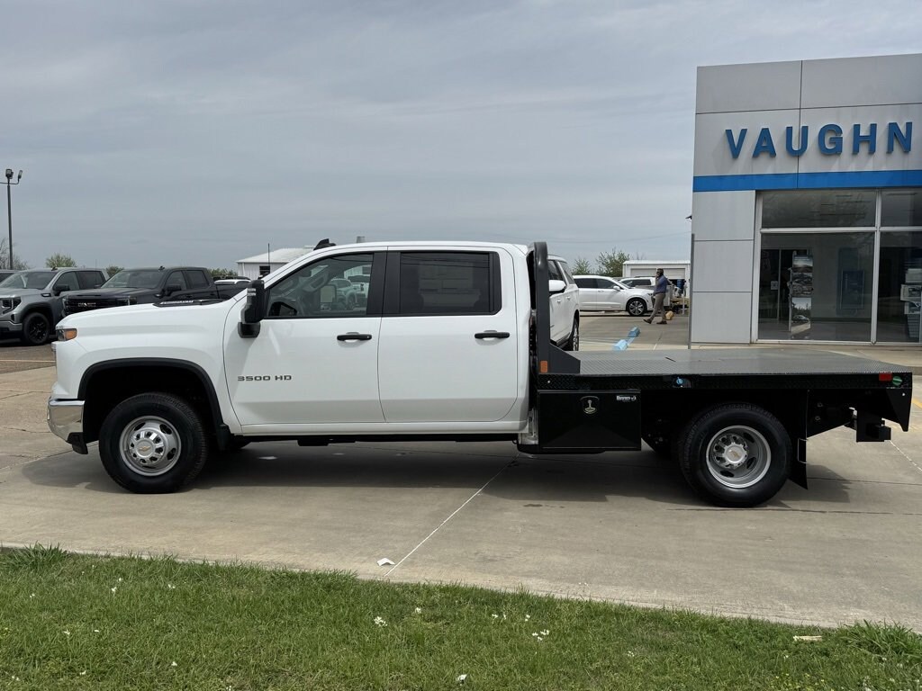 New 2025 Chevrolet Silverado 3500 HD Chassis Cab Work Truck Truck