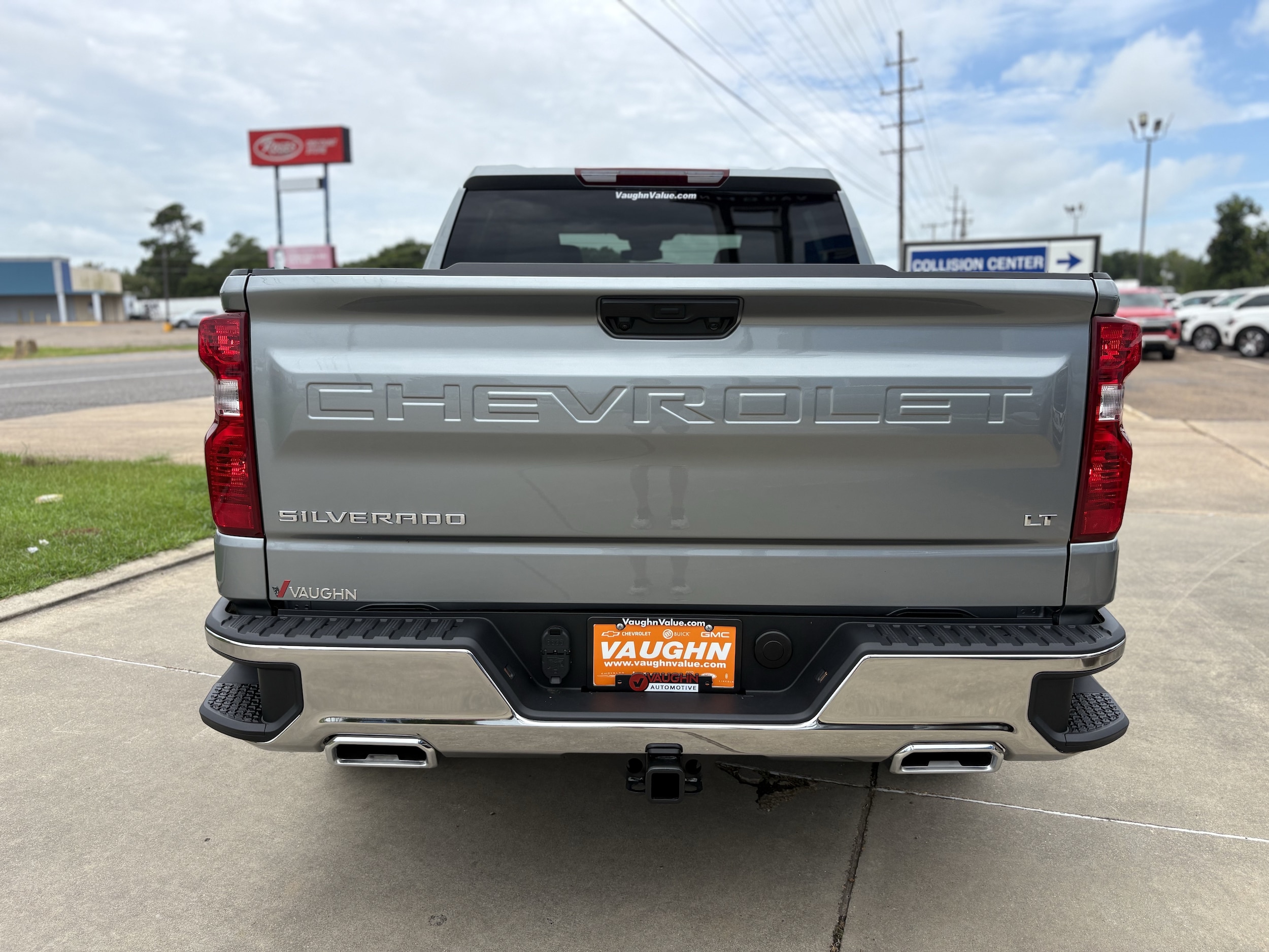 2026 Chevrolet Silverado 1500 LT - Photo 4