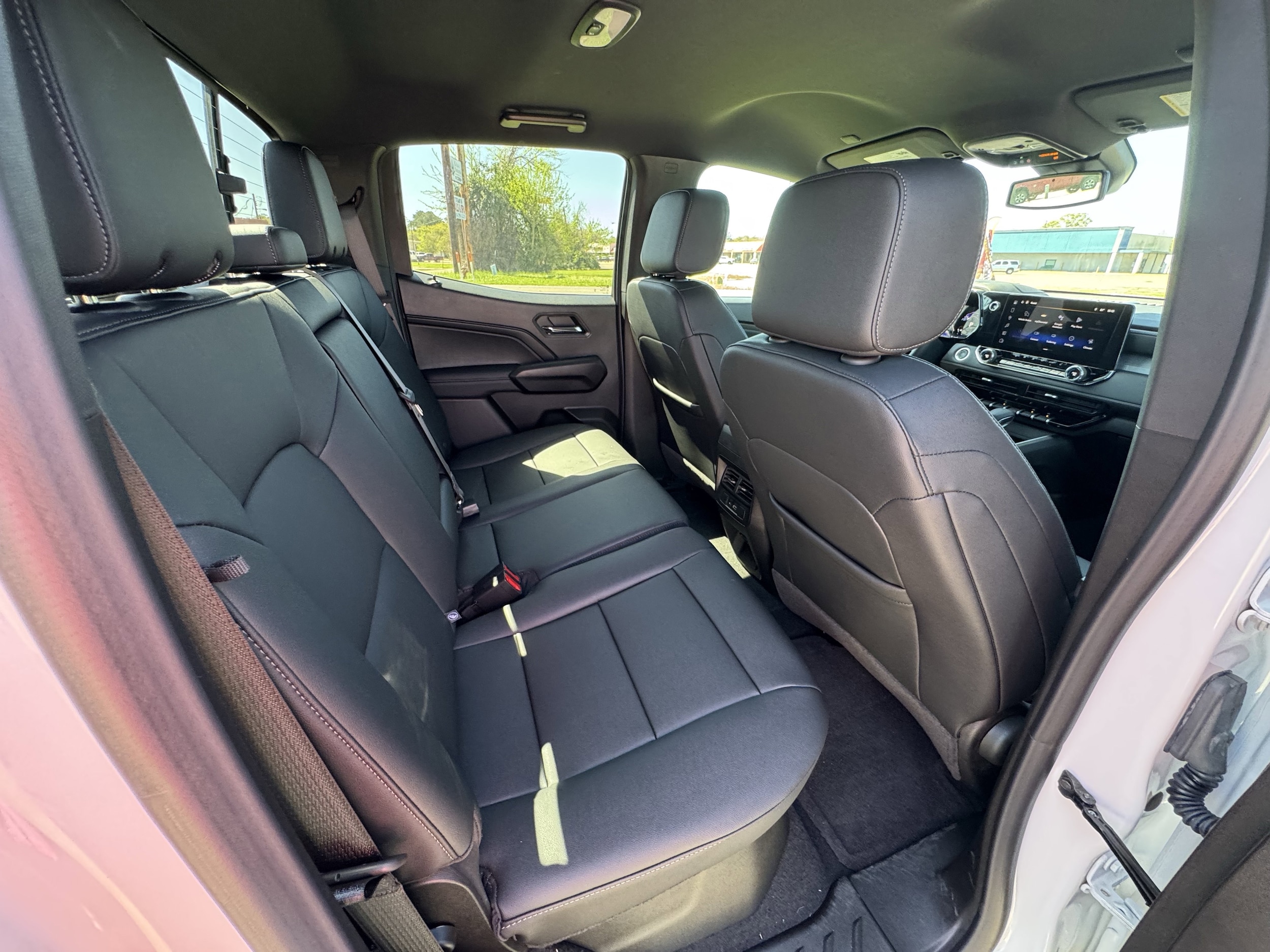 2026 Chevrolet Colorado LT - Photo 18