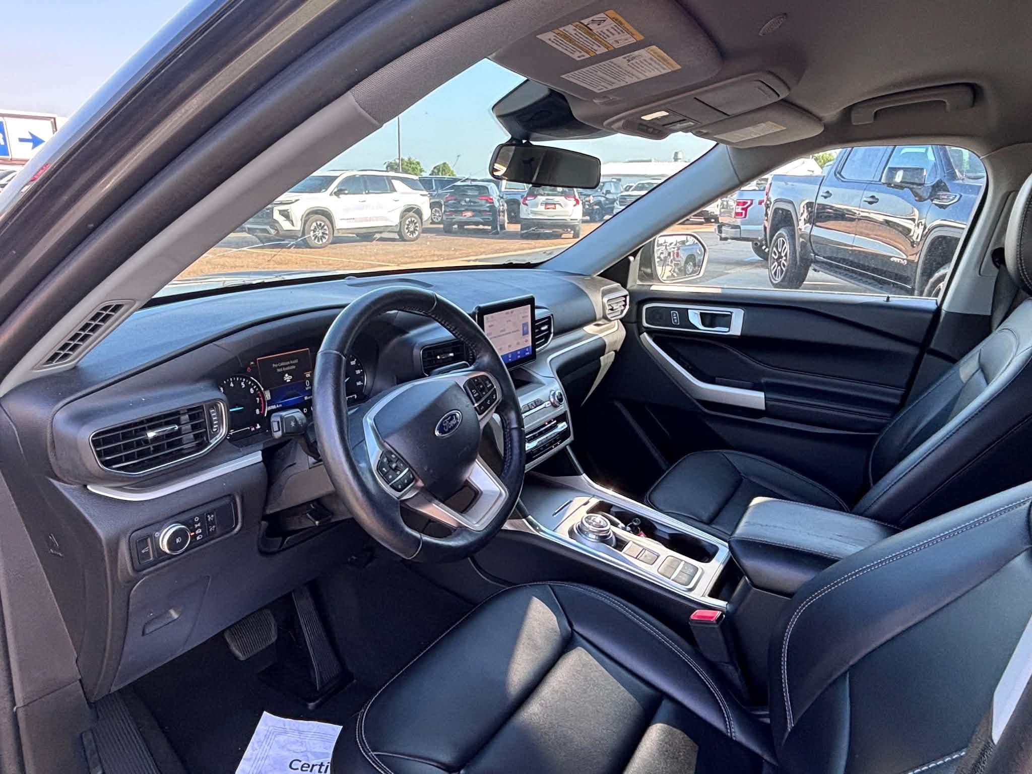 2022 Ford Explorer XLT - Photo 13