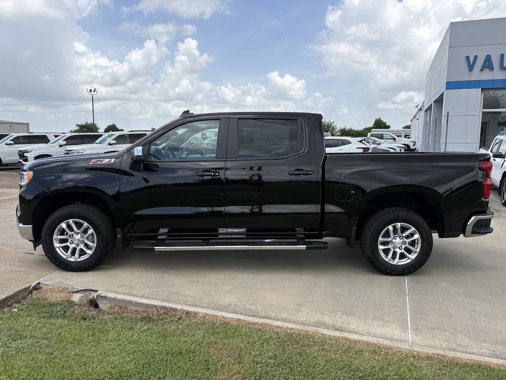 New 2026 Chevrolet Silverado 1500 LT Truck