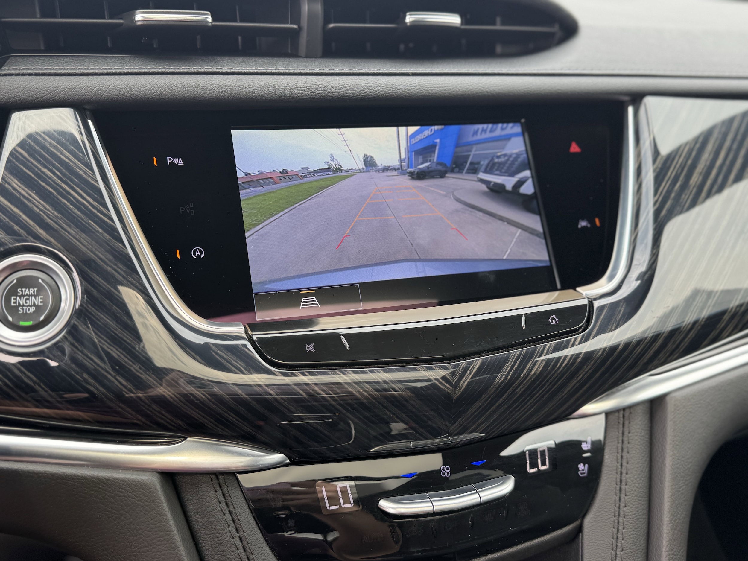 2024 Cadillac XT6 Premium Luxury - Photo 14