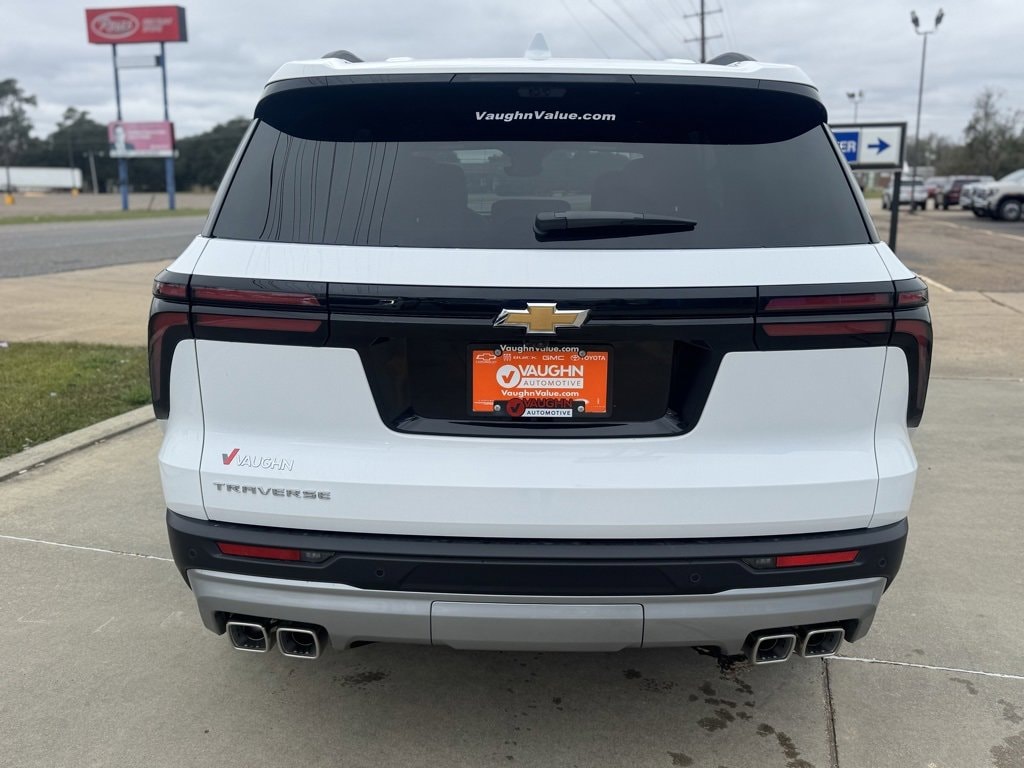 New 2026 Chevrolet Traverse LT SUV