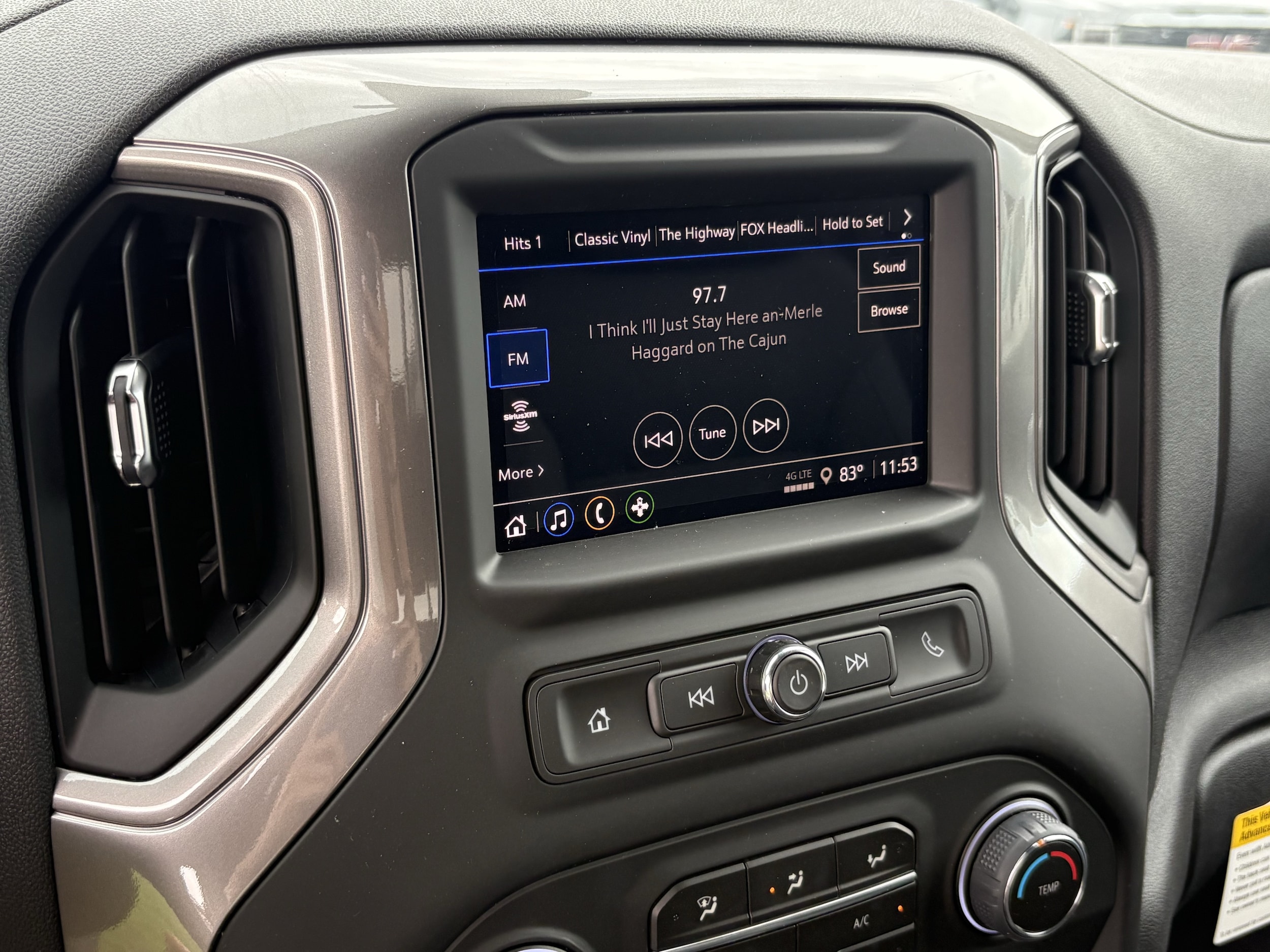 2026 Chevrolet Silverado 1500 Custom - Photo 13