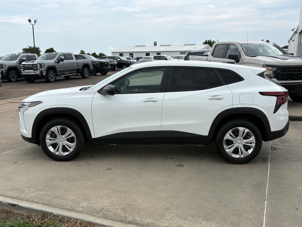 New 2026 Chevrolet Trax LS SUV