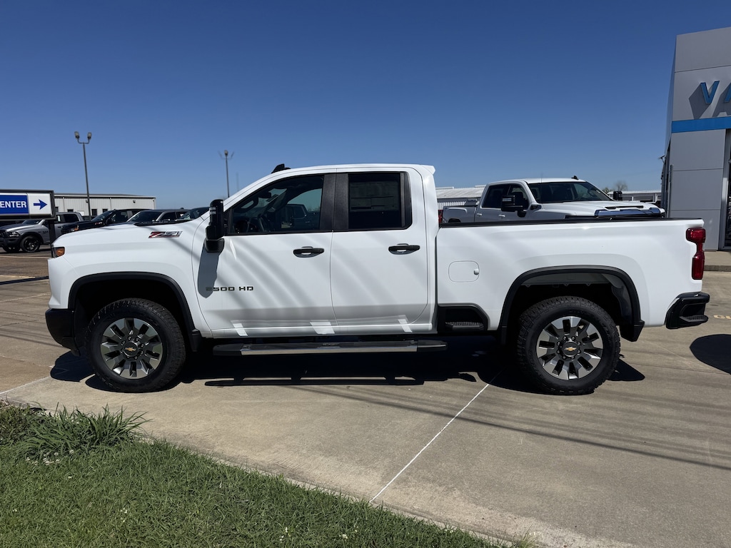 New 2026 Chevrolet Silverado 2500 HD Custom Truck