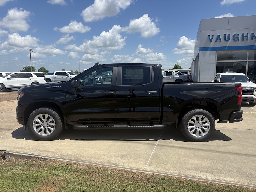 New 2026 Chevrolet Silverado 1500 Custom Truck