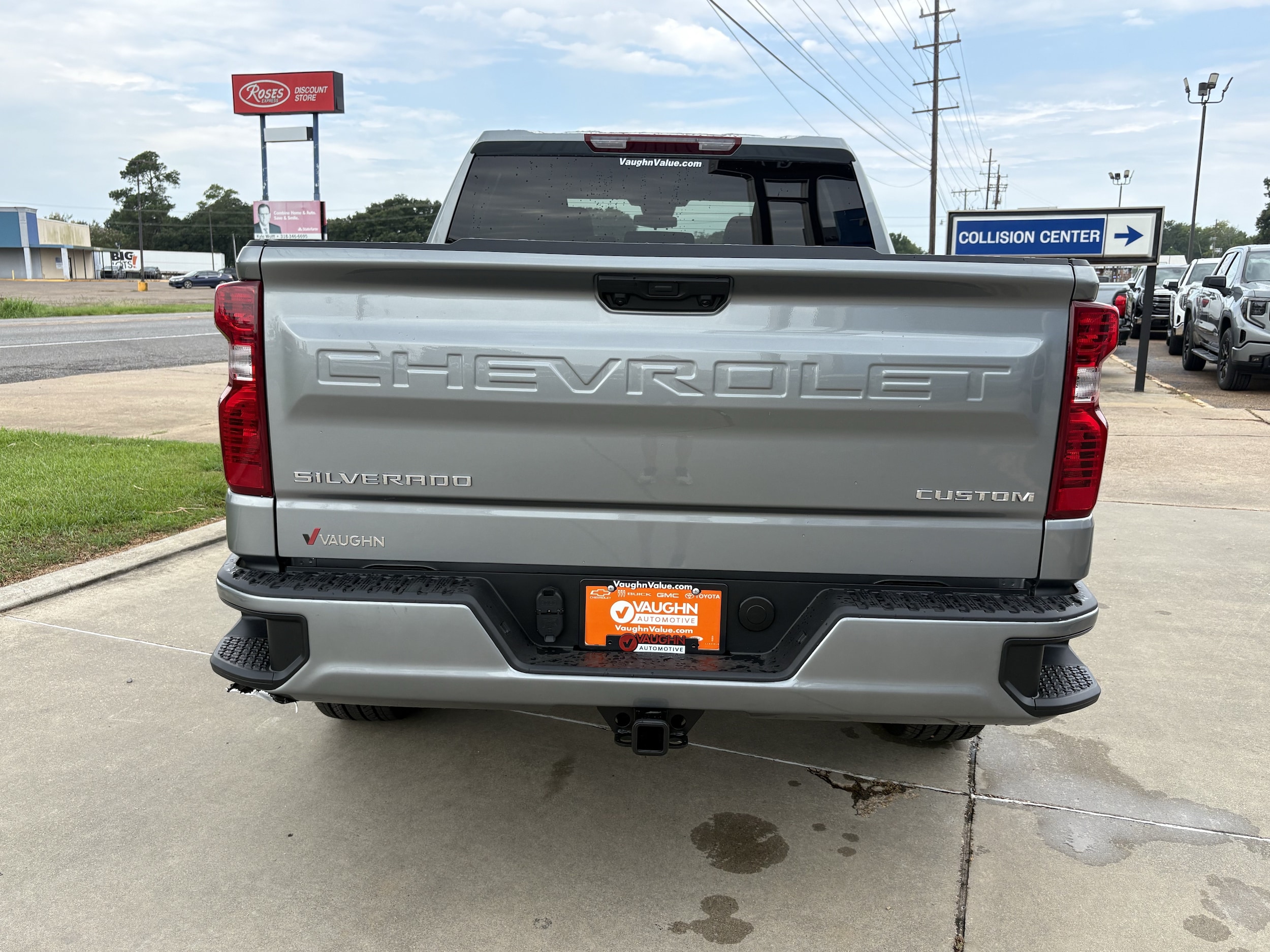 2026 Chevrolet Silverado 1500 Custom - Photo 4