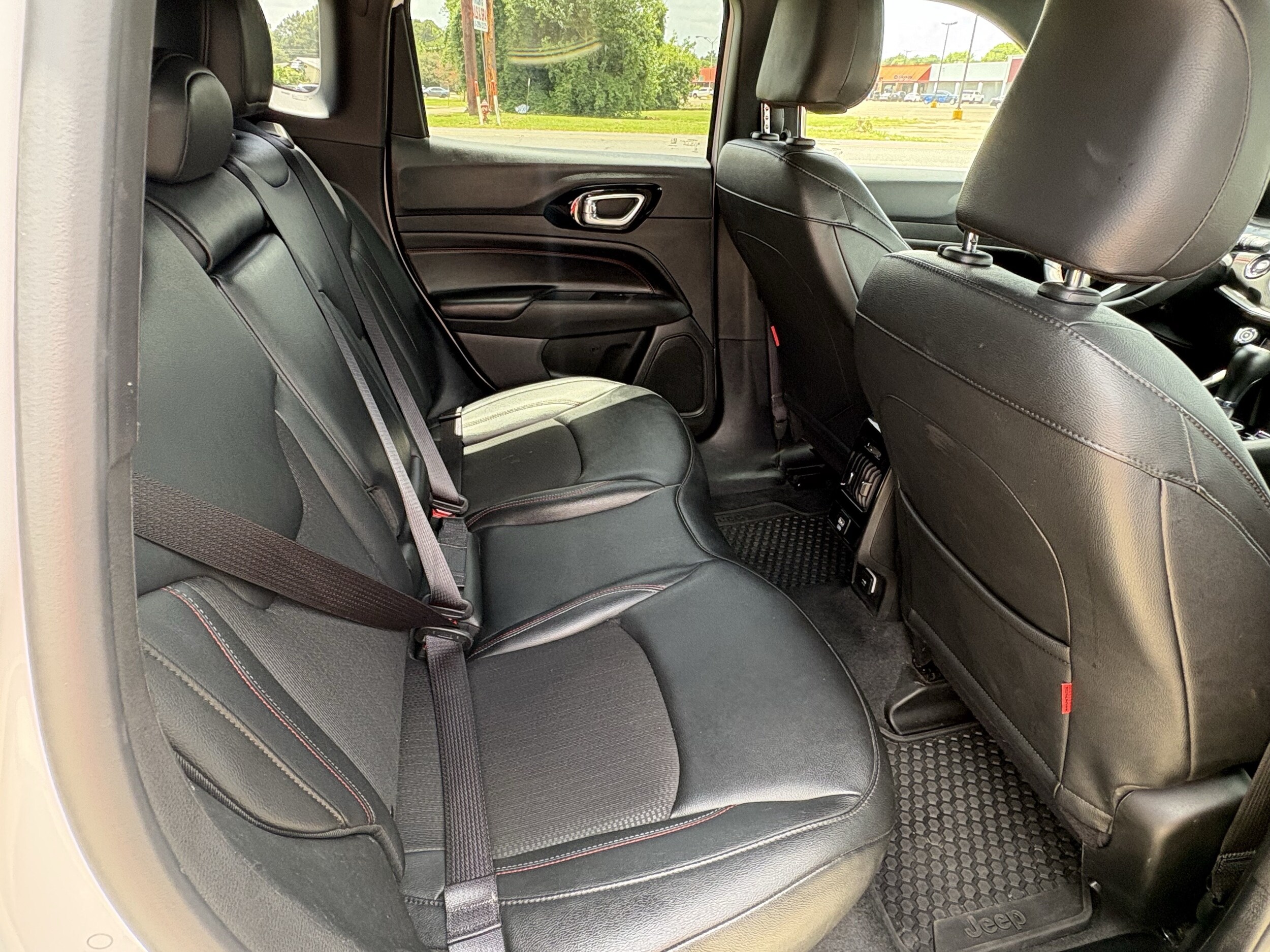 2025 Jeep Compass Trailhawk - Photo 19