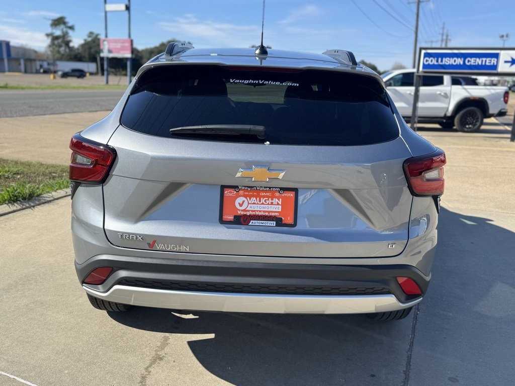 New 2026 Chevrolet Trax LT SUV
