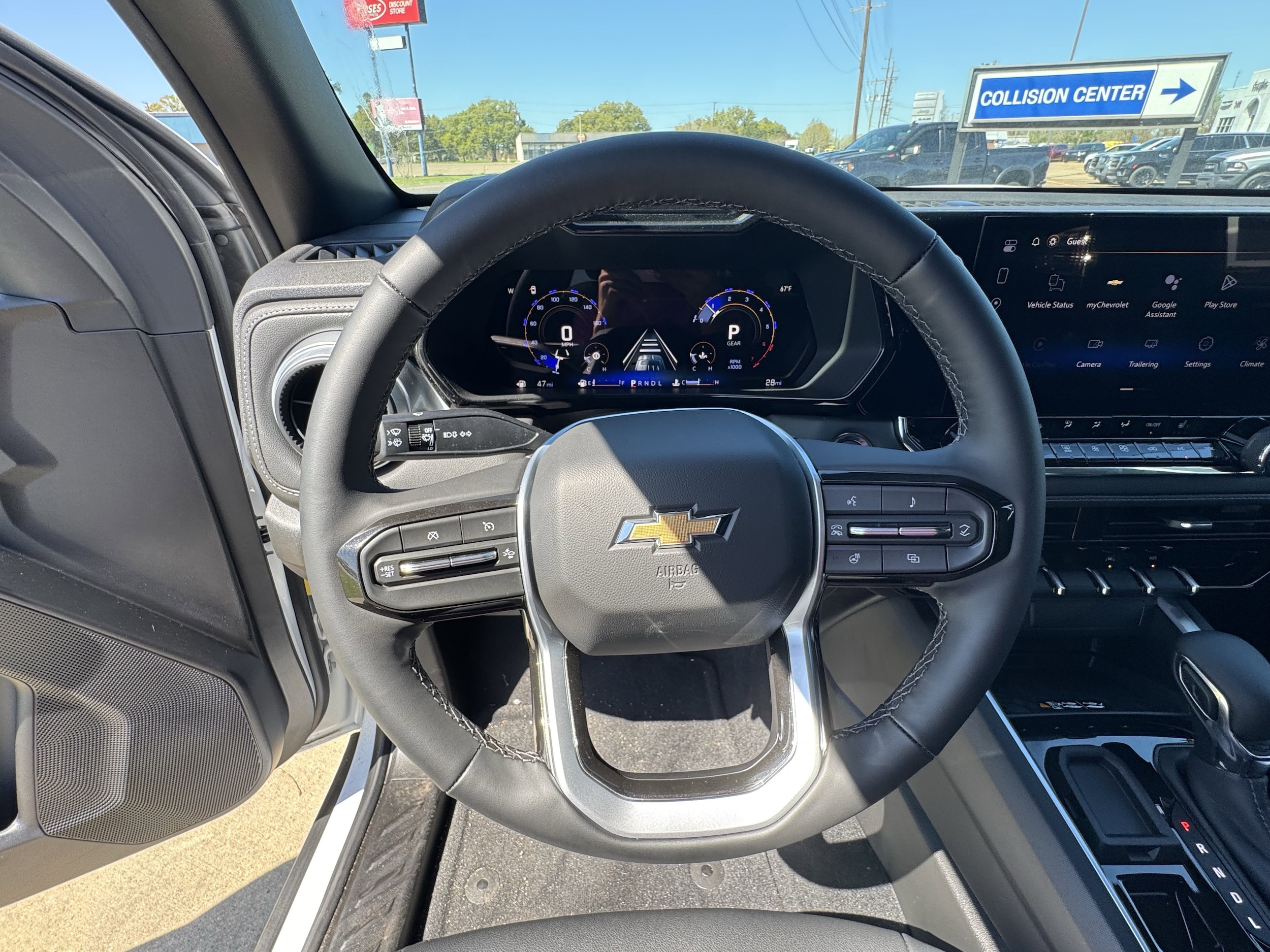 2026 Chevrolet Colorado LT - Photo 11