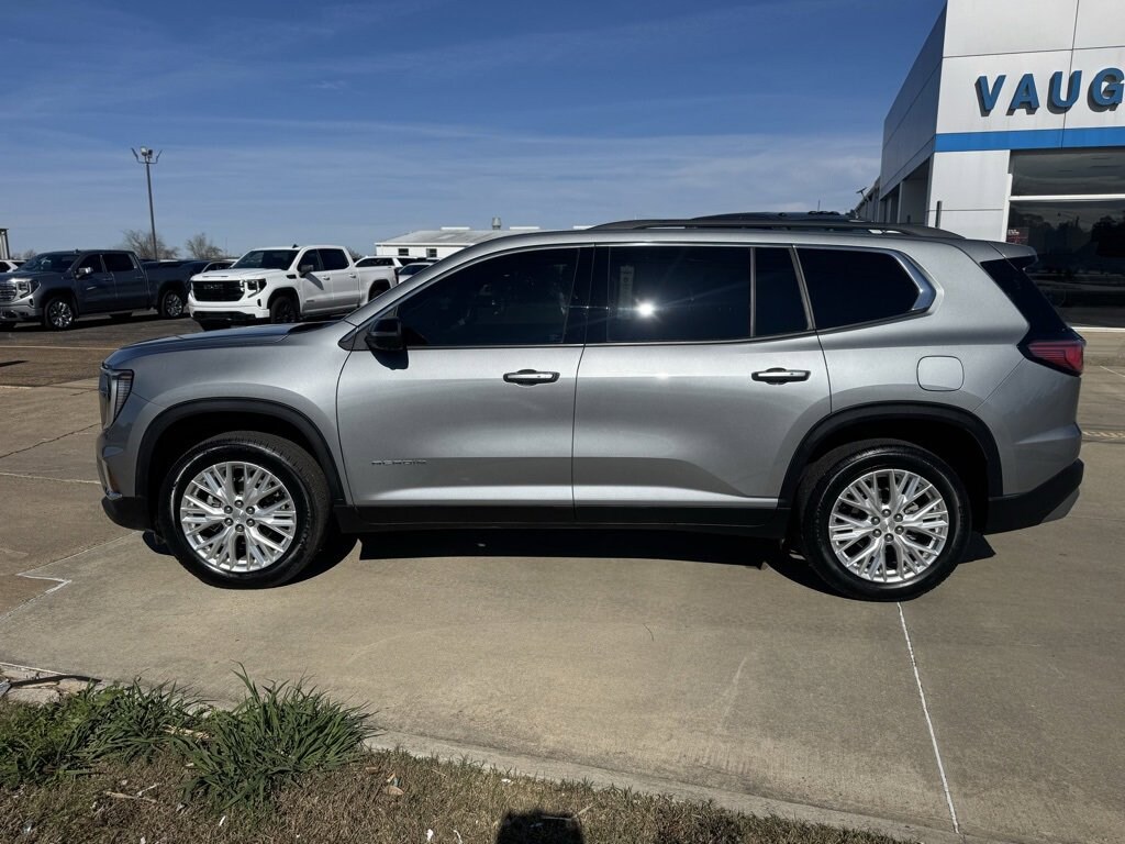 Used 2024 GMC Acadia Elevation SUV