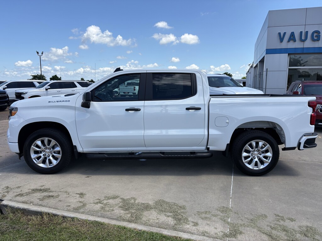 New 2026 Chevrolet Silverado 1500 Custom Truck