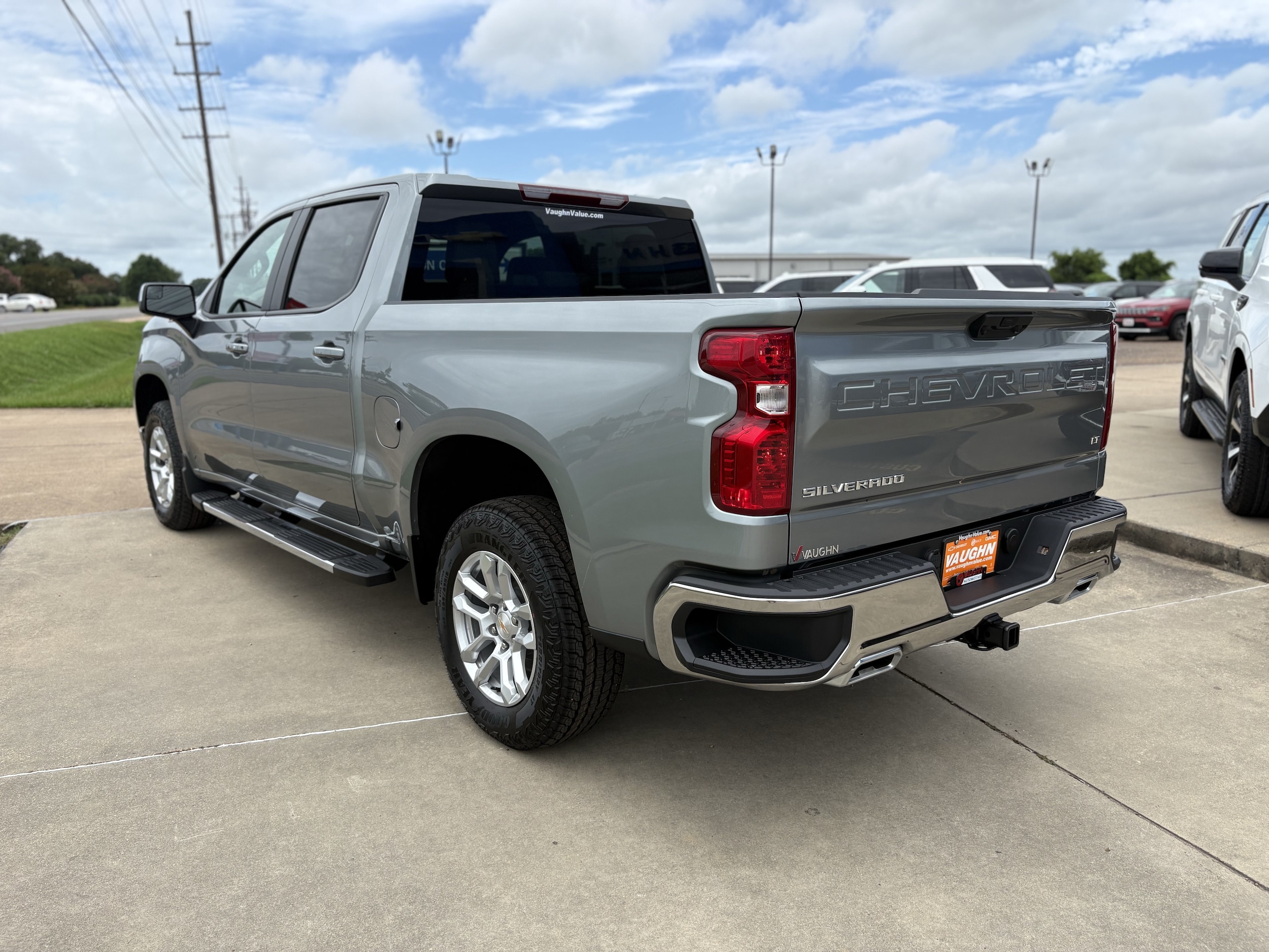 2026 Chevrolet Silverado 1500 LT - Photo 3