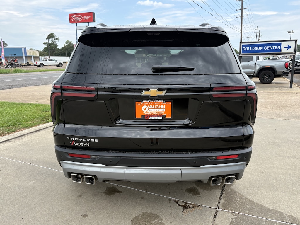 New 2027 Chevrolet Traverse LT SUV