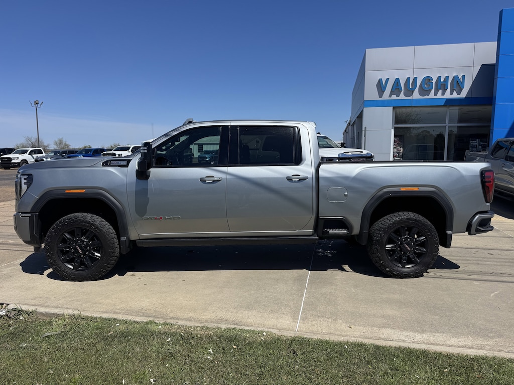 Used 2024 GMC Sierra 2500 HD AT4 Truck Crew Cab