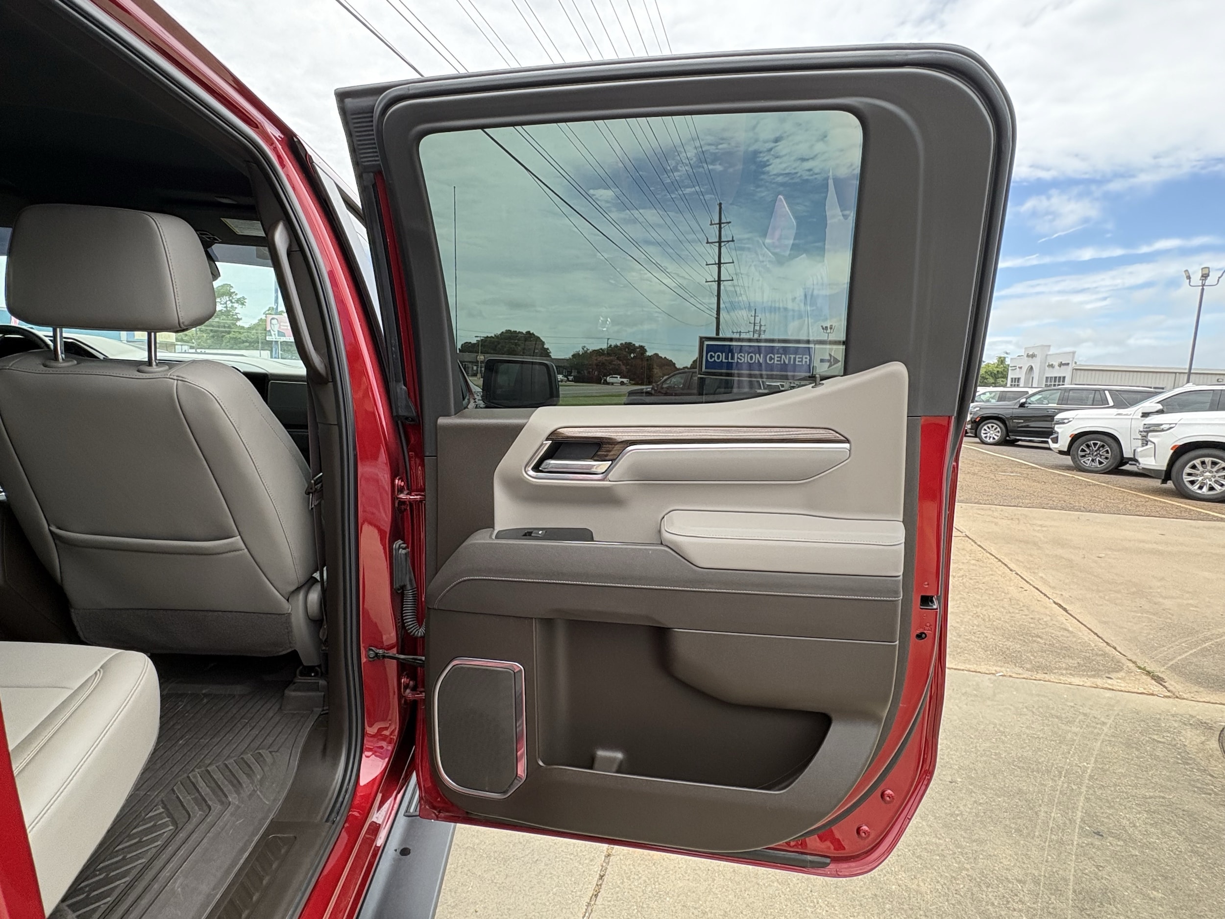 2025 Chevrolet Silverado 1500 LT Trail Boss - Photo 17