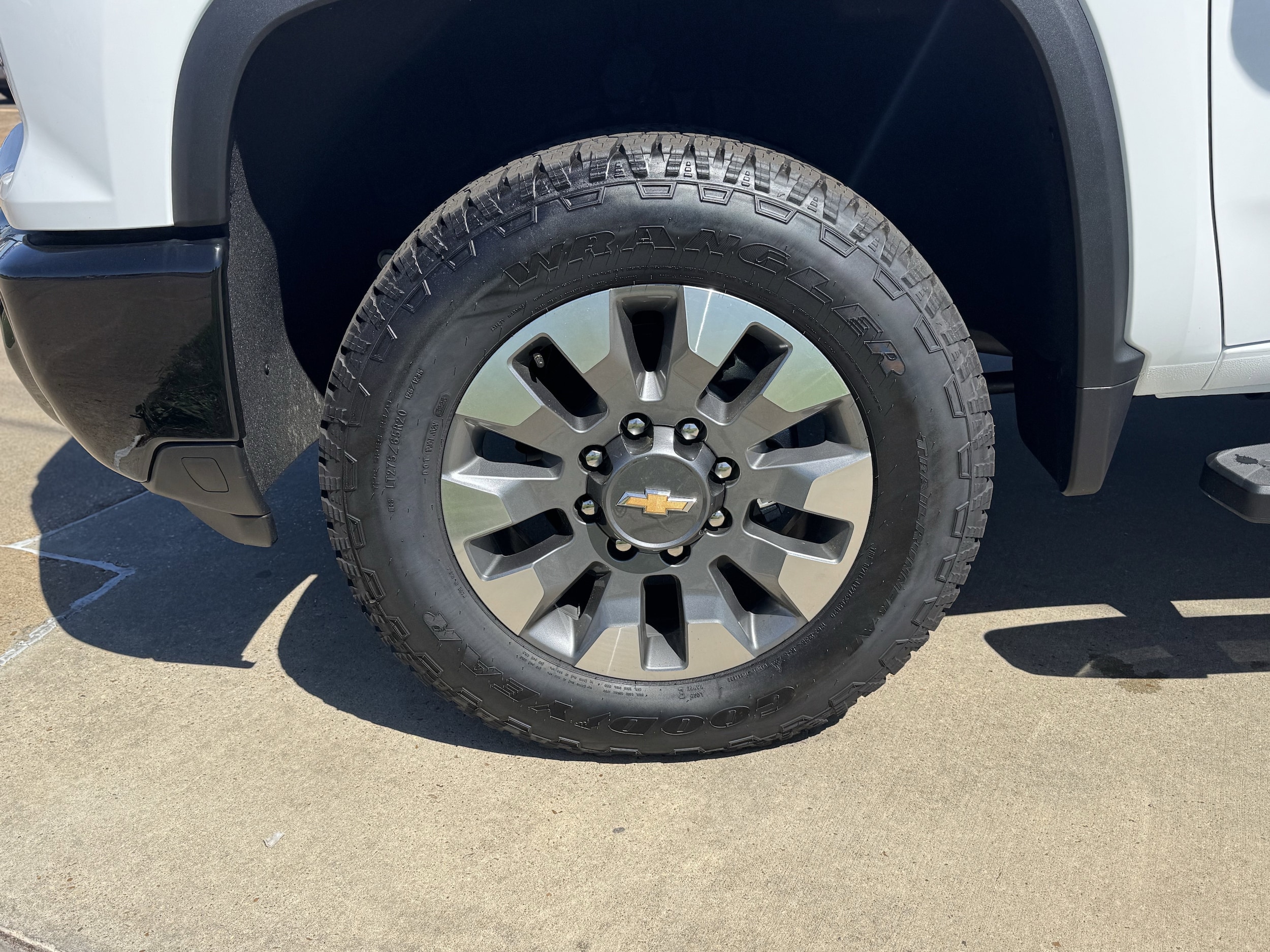 2026 Chevrolet Silverado 2500 HD Custom - Photo 8