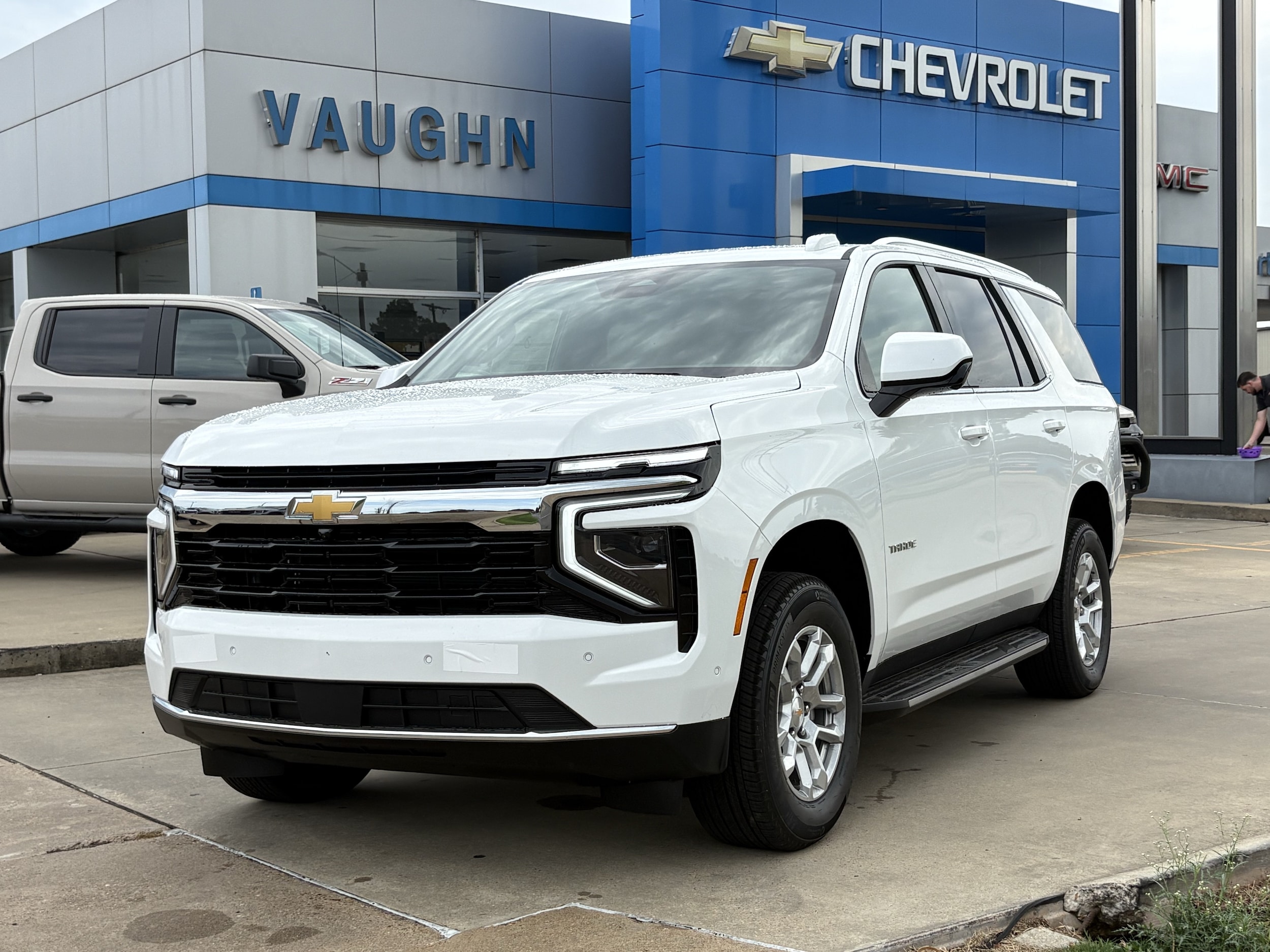 2026 Chevrolet Tahoe LS