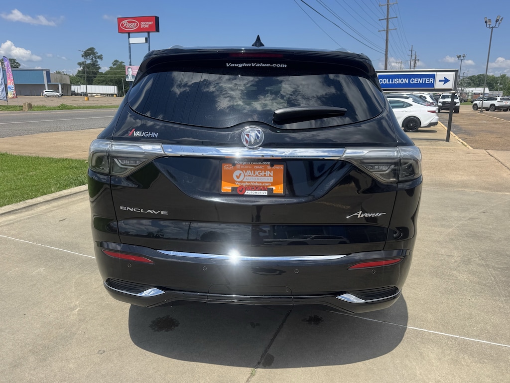 Used 2022 Buick Enclave Avenir SUV