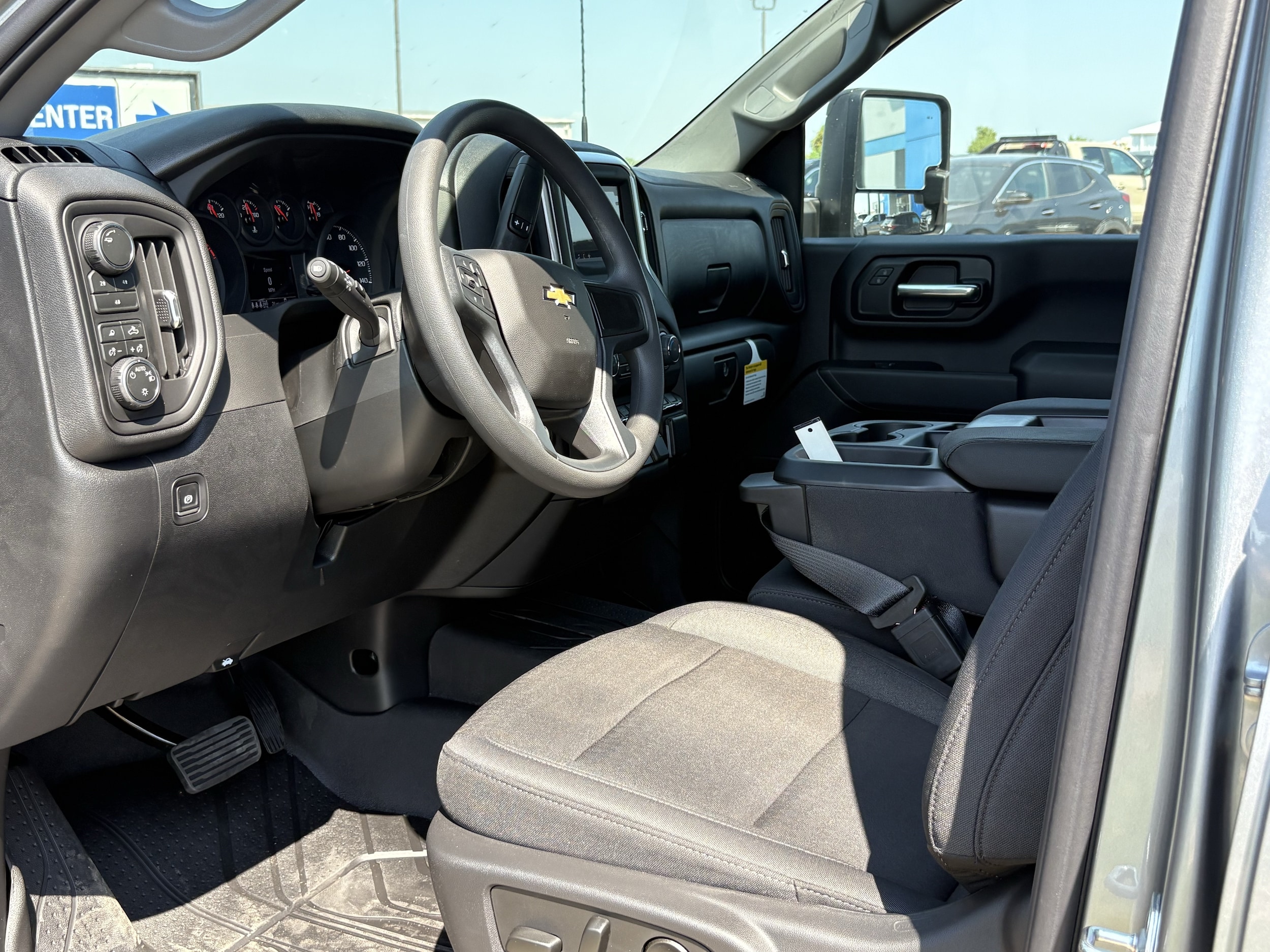 2026 Chevrolet Silverado 2500 HD Custom - Photo 10