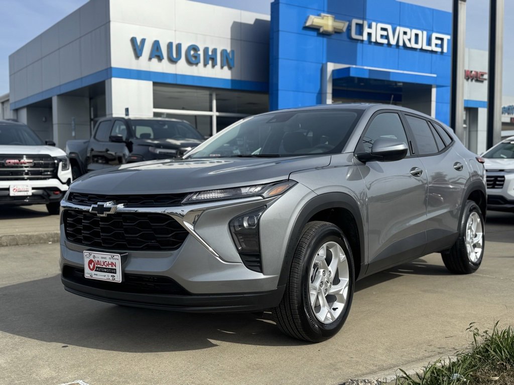 2026 Chevrolet Trax LS's photo