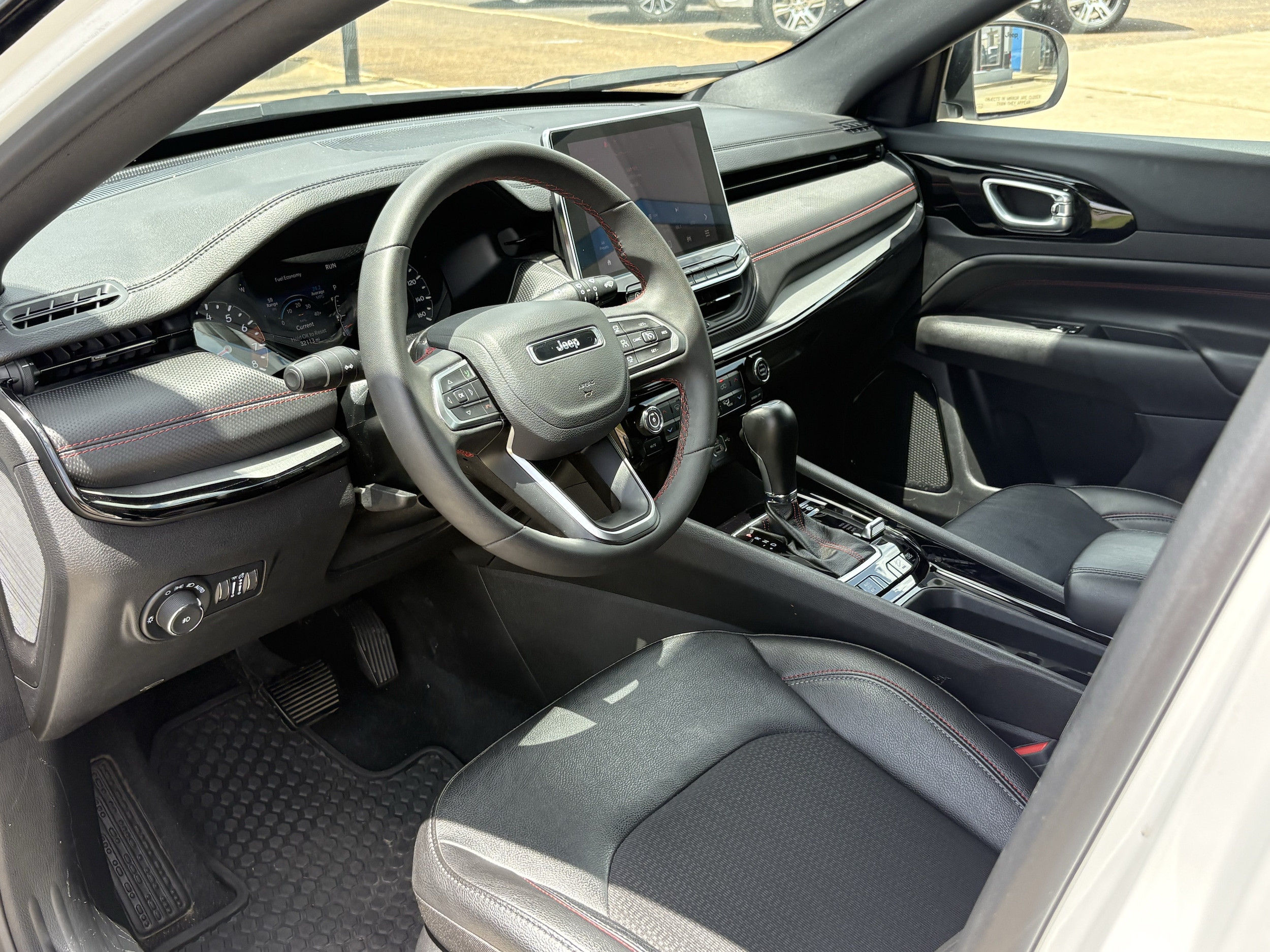 2025 Jeep Compass Trailhawk - Photo 10