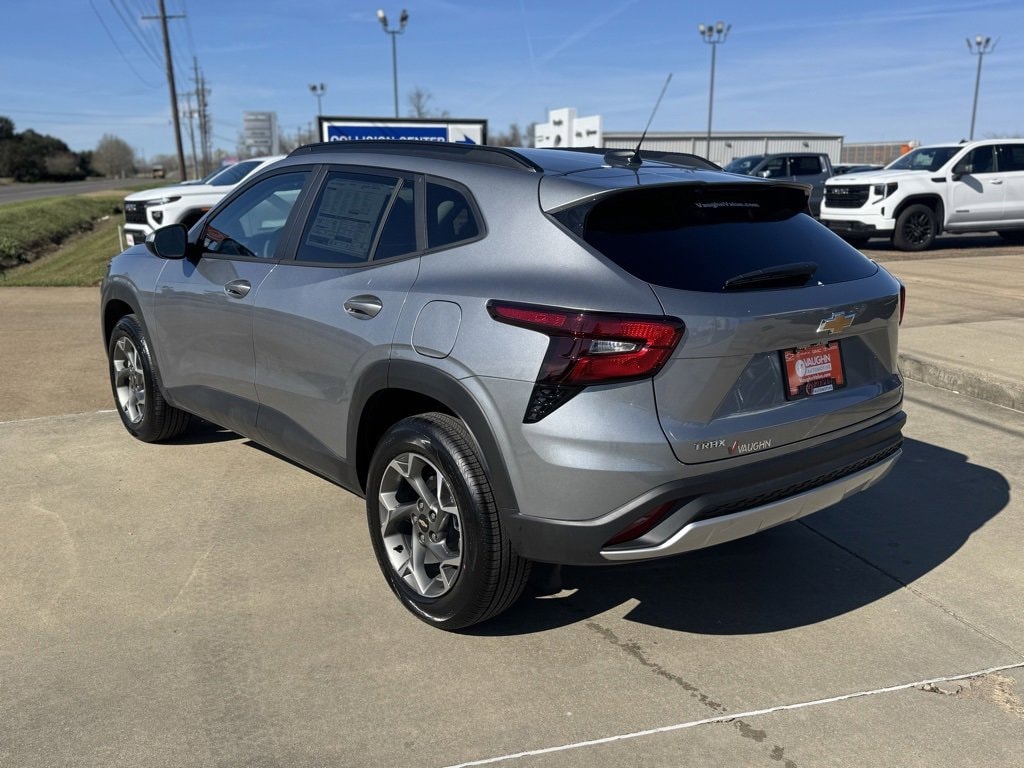New 2026 Chevrolet Trax LT SUV