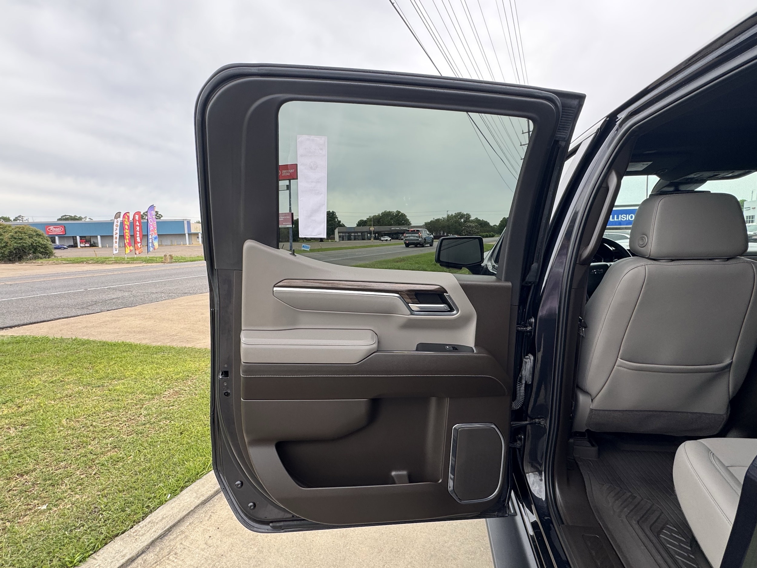 2024 Chevrolet Silverado 1500 LT Trail Boss - Photo 15