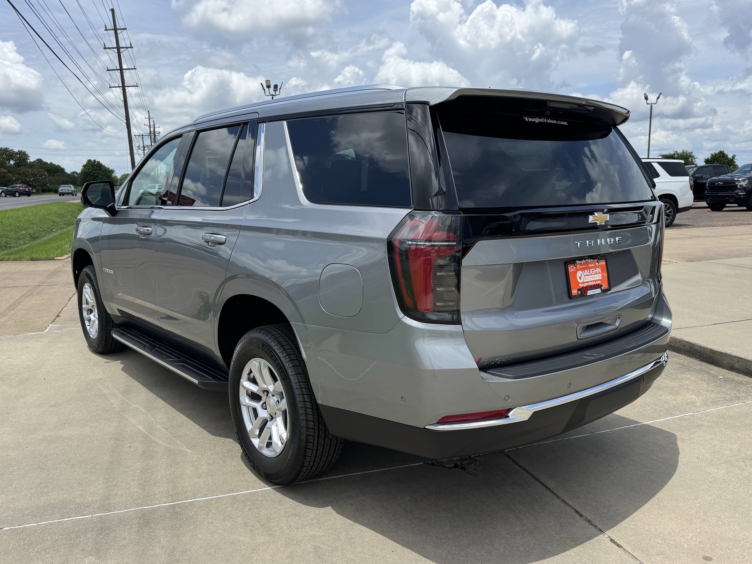 2026 Chevrolet Tahoe LS - Photo 3